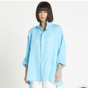 Planet Turquoise Linen Top